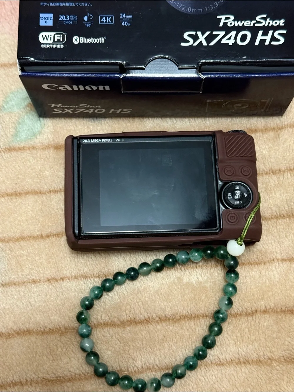 Canon SX740 HS Digital Camera with Brown case